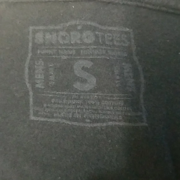 Always Be Batman Tee - Picture 3 of 3